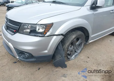 2020 Dodge Journey Crossroad from USA, damaged, VIN 3C4PDCGB6LT264049